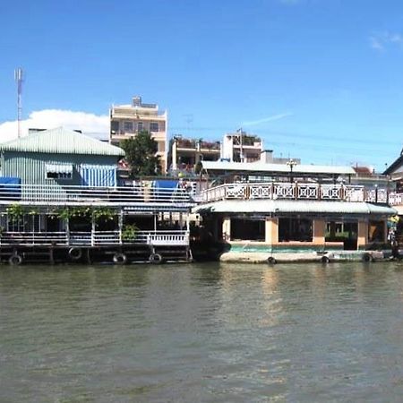 Floating Hotel Chau Doc Exterior photo